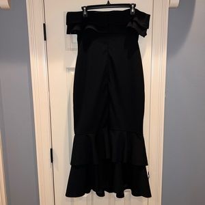 NWT Lulu’s Black Mermaid Gown